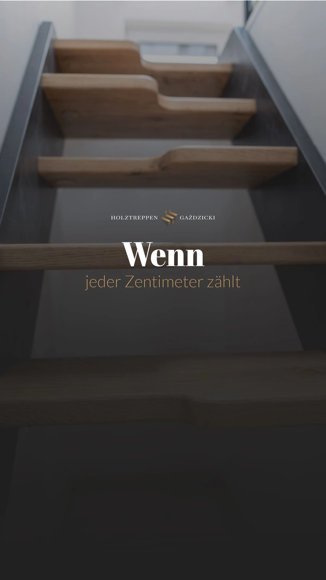 Nicht jedes Treppenhaus bietet viel Platz für eine klassische Lösung. 📐
Hier stand nur ei...
