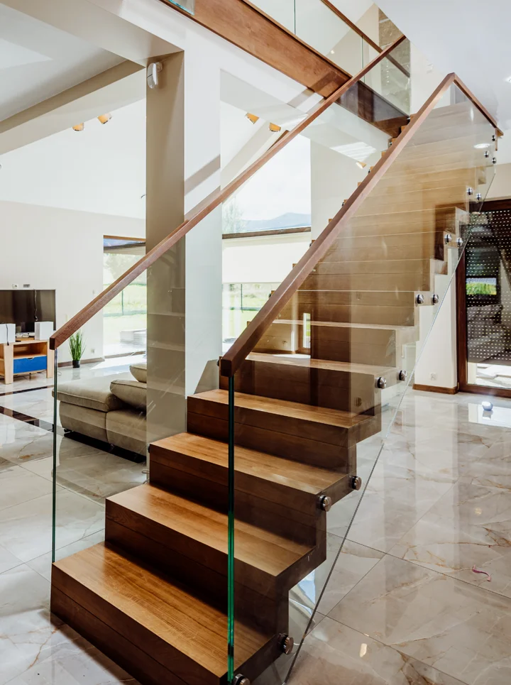 Faltwerktreppe mit Glas Faltwerktreppe mit Glas