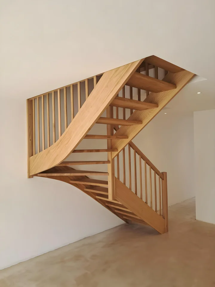 Geländerstäbe auf Wangentreppe